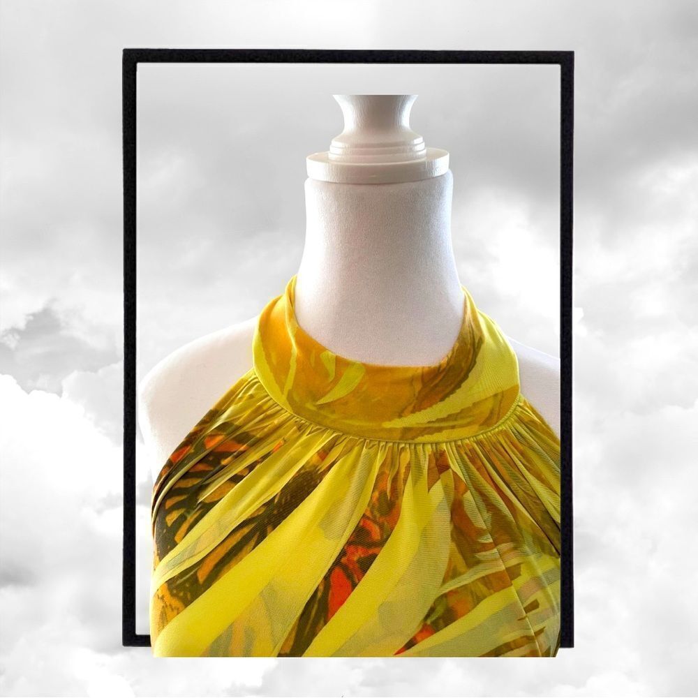 COLORFUL HALTER FORM FITTING DRESS - Picture 8 of 9